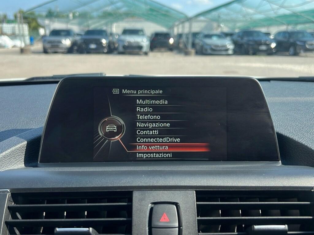 BMW Serie 1 116d Advantage 5p auto