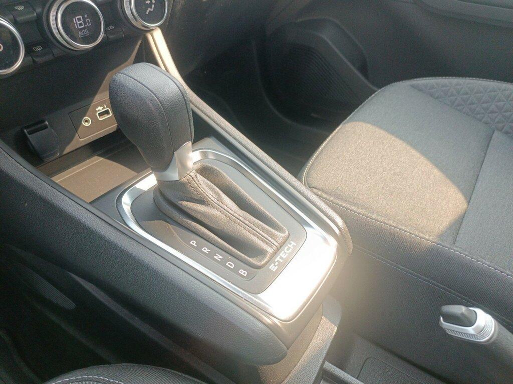 Renault Captur 1.6 E-Tech hybrid Techno Fast Track 145cv auto