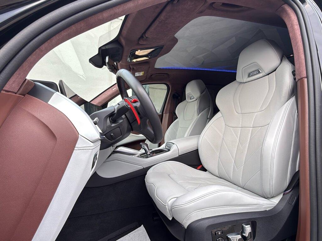 BMW XM 4.4 steptronic