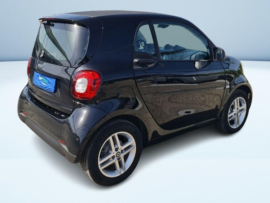 Smart fortwo eq Pure 22kW