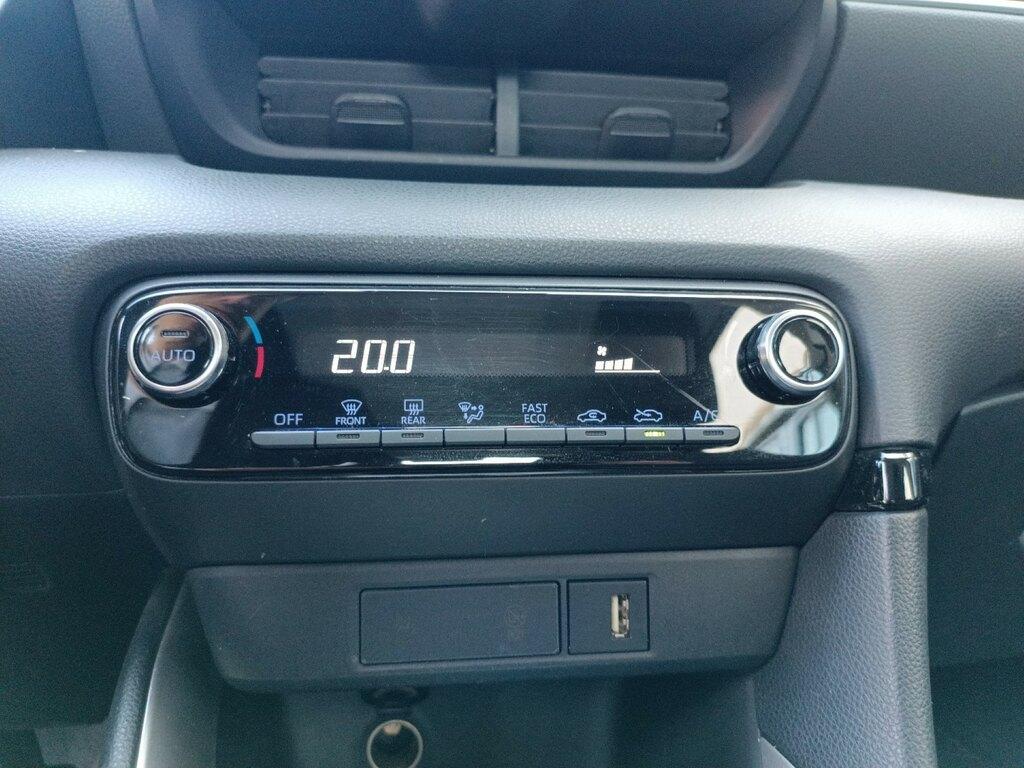 Toyota Yaris 1.5 hybrid Trend