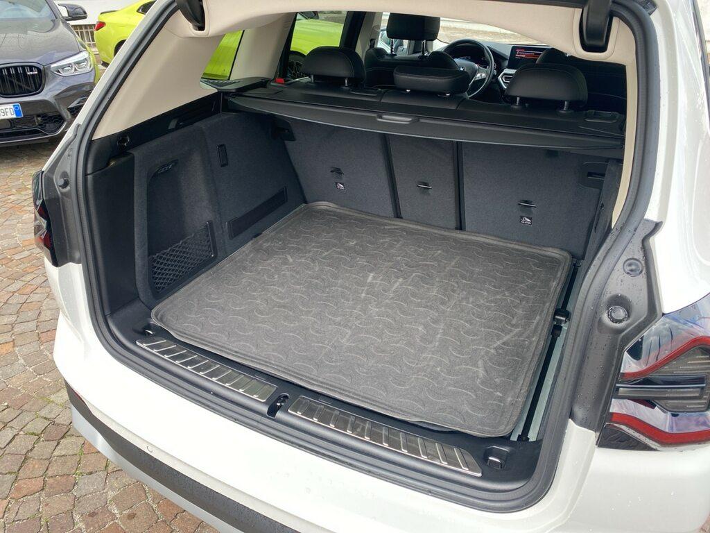 BMW X3 xdrive20i mhev 48V auto