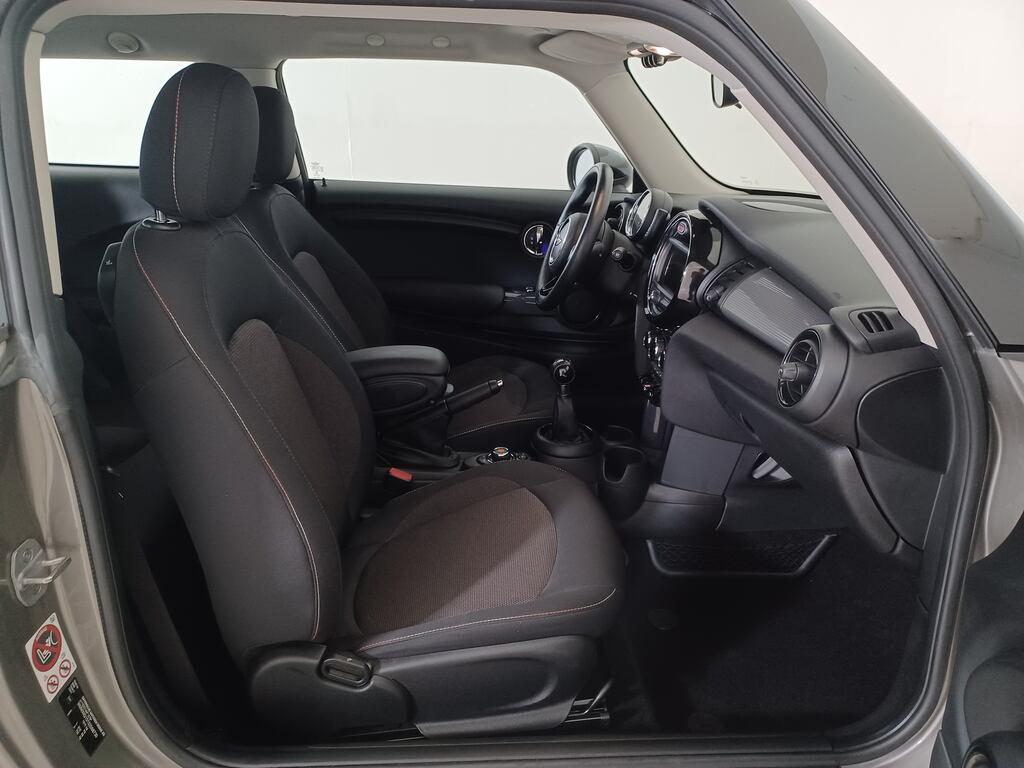 Mini Cooper D 1.5 D Cooper D Business
