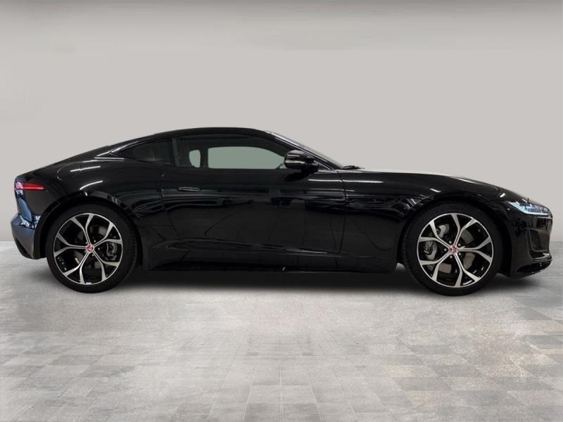 Jaguar F-Type Coupe 2.0 P300 R-Dynamic Black rwd auto