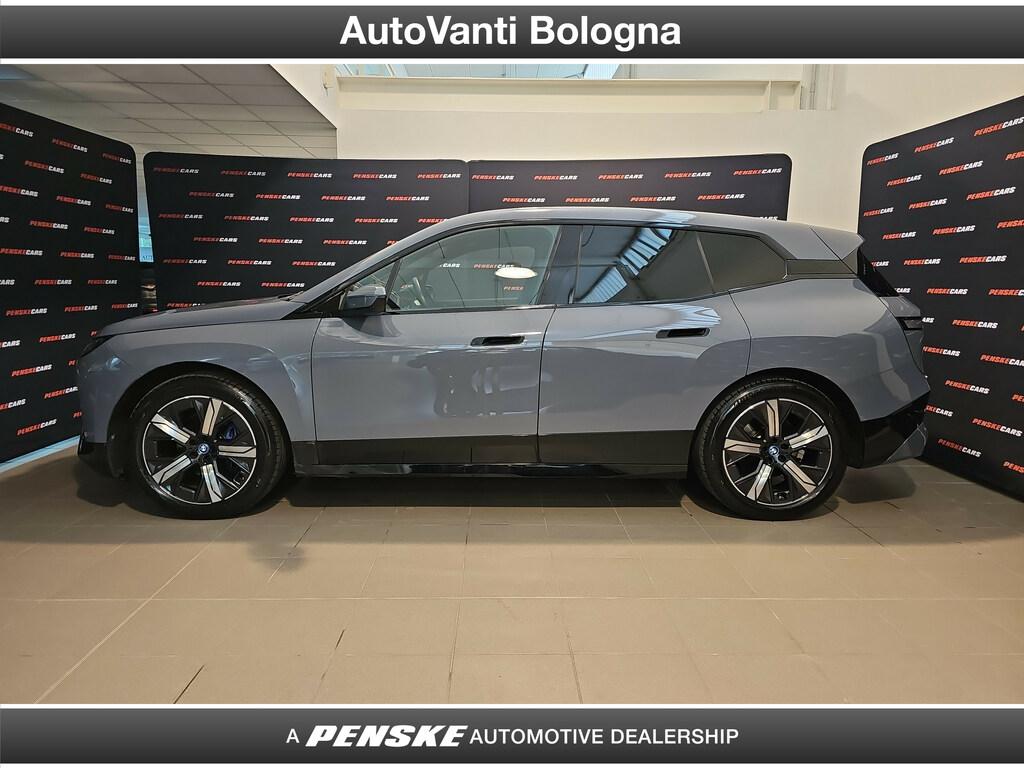 BMW iX xdrive50 pacchetto sportivo