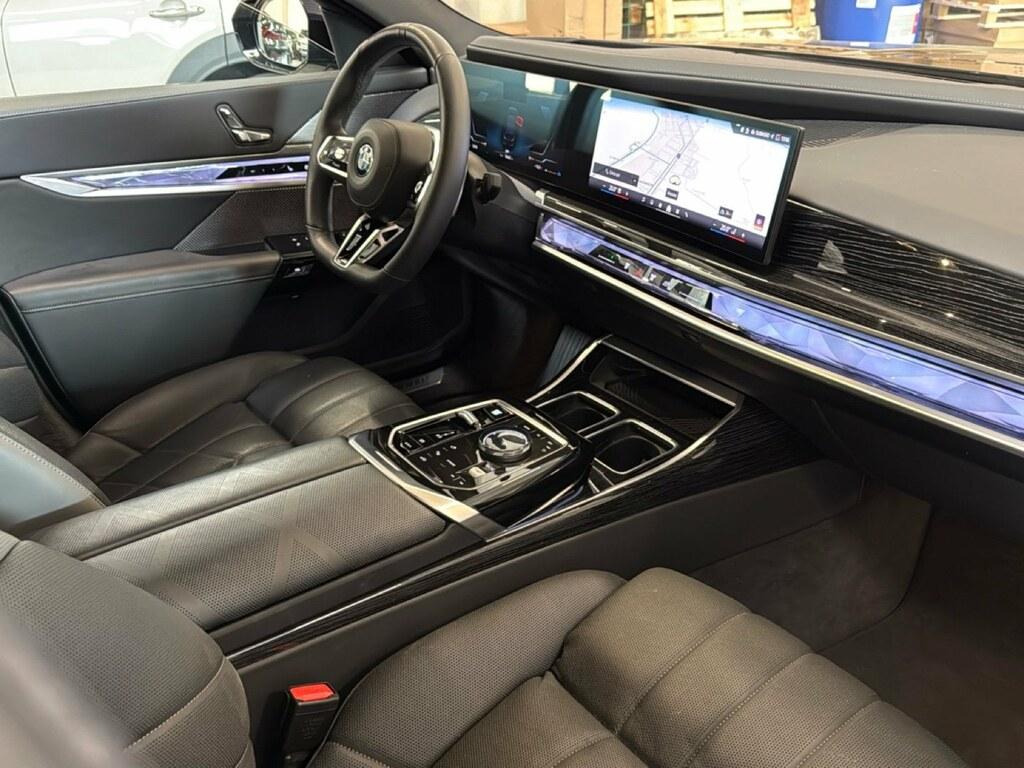 BMW Serie 7 740d xdrive Msport auto