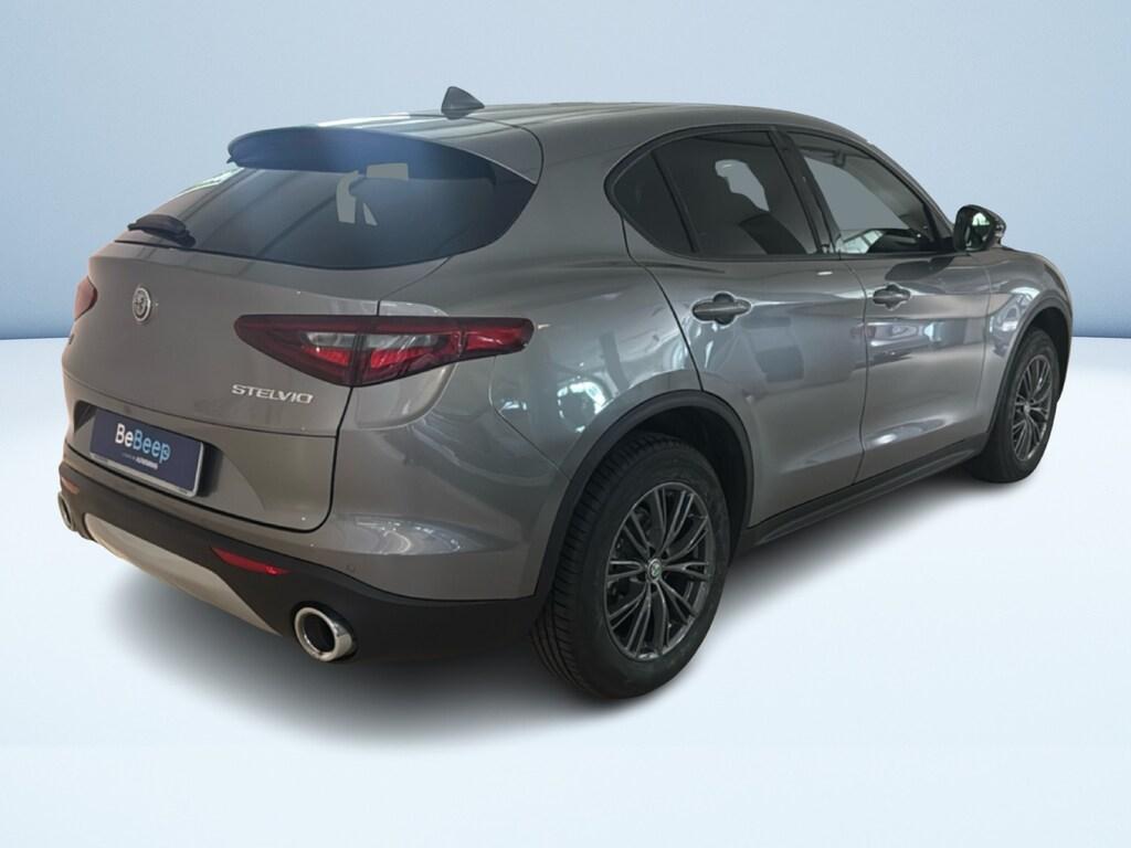 Alfa Romeo Stelvio 2.2 t Executive Q4 210cv auto