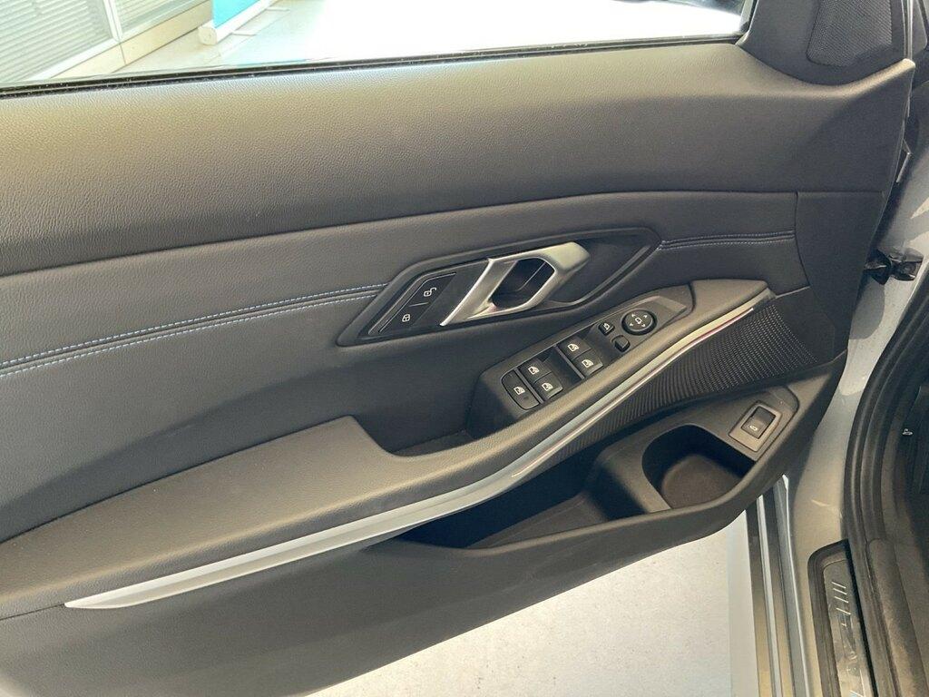 BMW Serie 3 320d Touring mhev 48V Msport xdrive auto