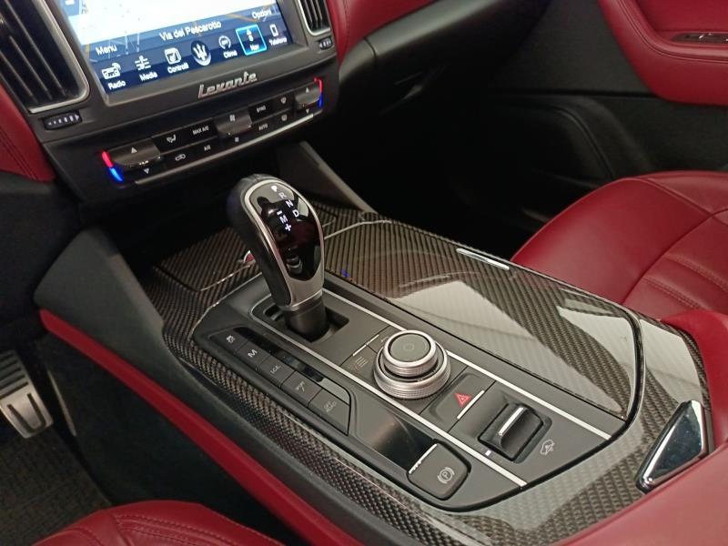 Maserati Levante 3.0 V6 430cv auto