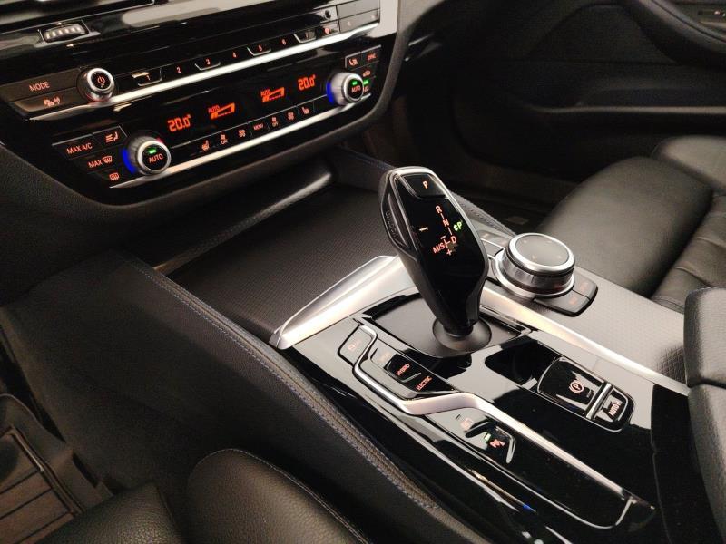 BMW Serie 5 520e Msport auto