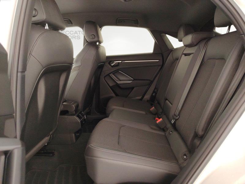 Audi Q3 Sportback 35 2.0 tdi s-tronic