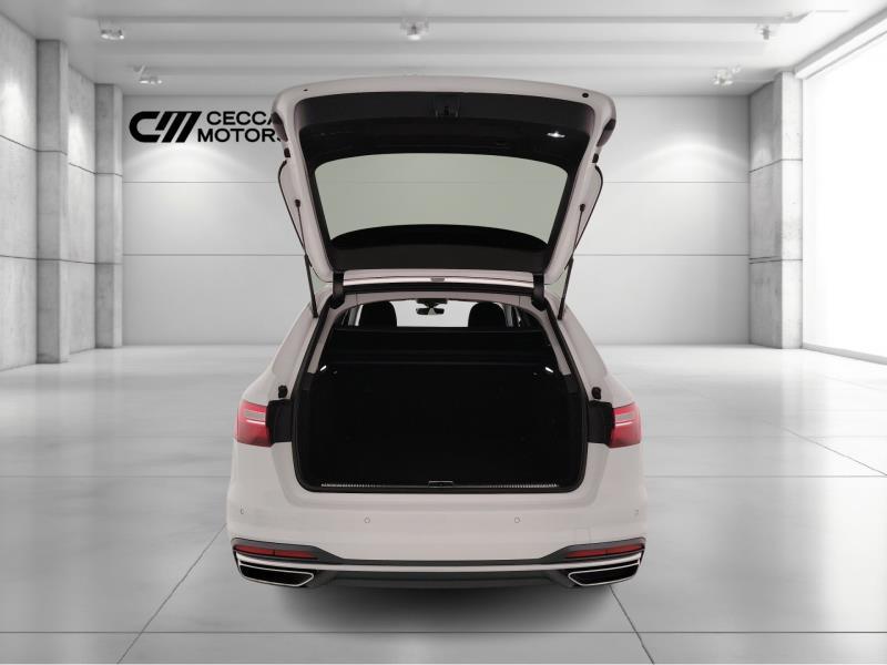 Audi A4 Avant 30 2.0 tdi mhev Business Advanced 136cv s-tronic