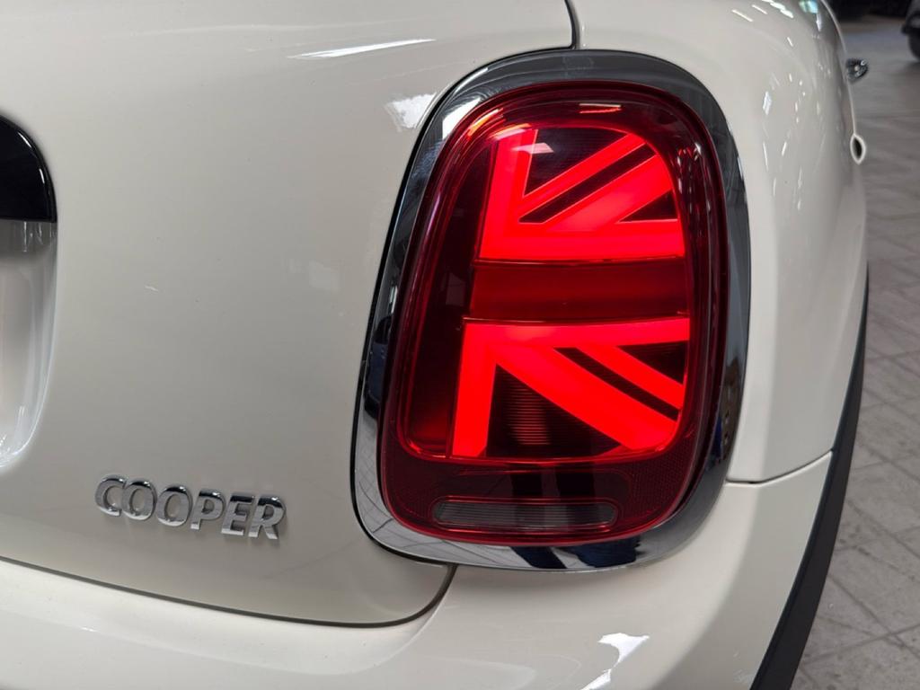 Mini Cooper Cabrio 1.5 Cooper Auto