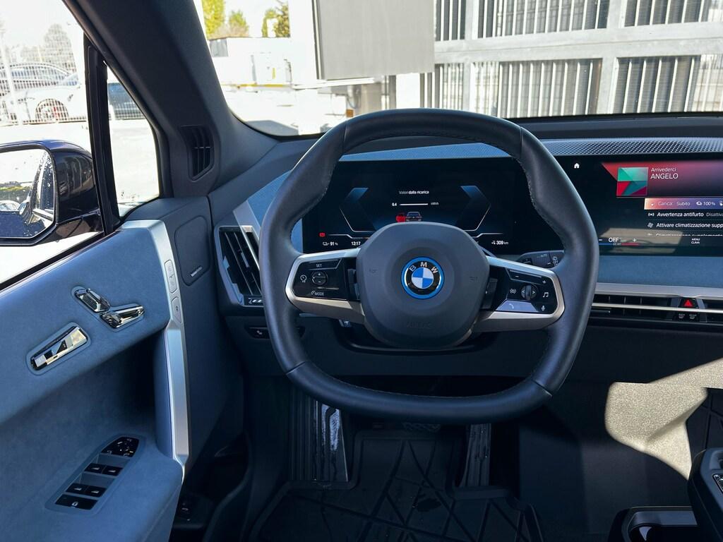 BMW iX xdrive40