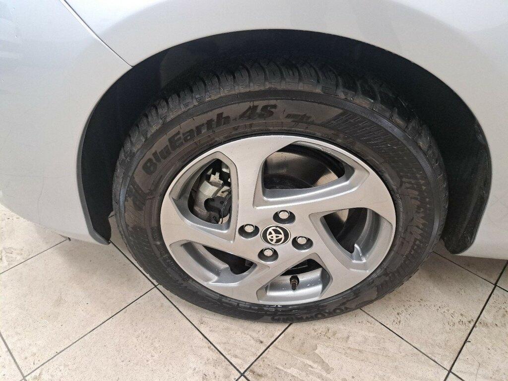 Toyota Yaris 1.5 hybrid Active 5p my16