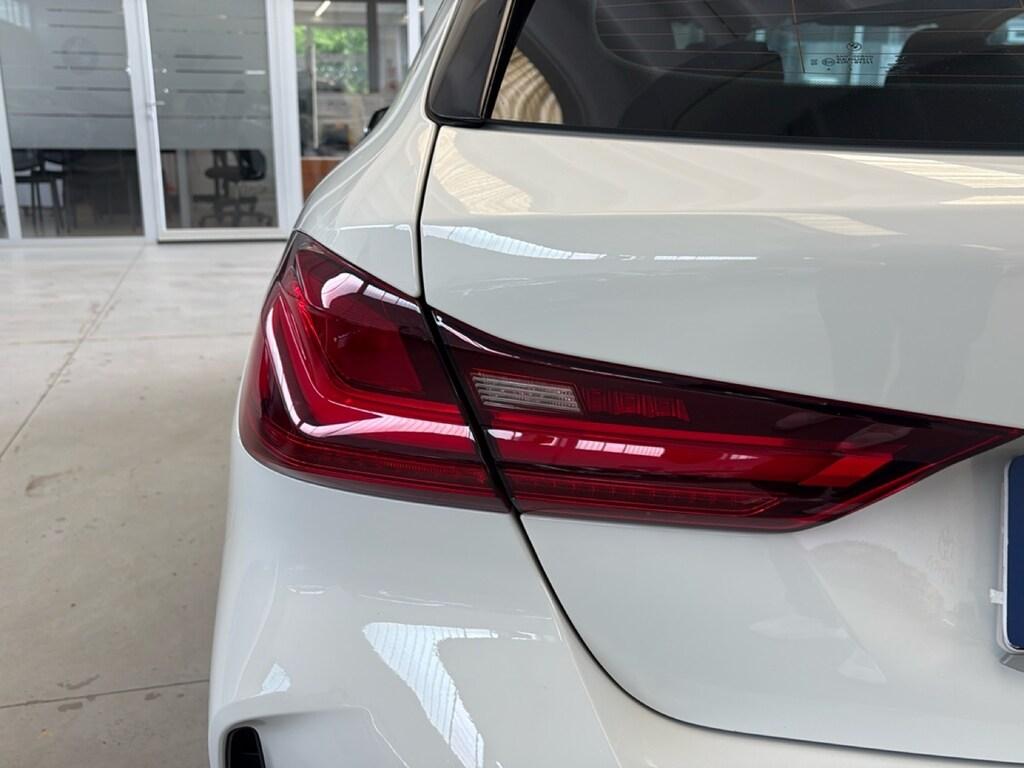BMW Serie 1 118i Msport Exterior 136cv auto