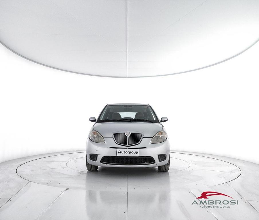 Lancia Ypsilon 1.3 mjt 16v Oro Bianco 90cv
