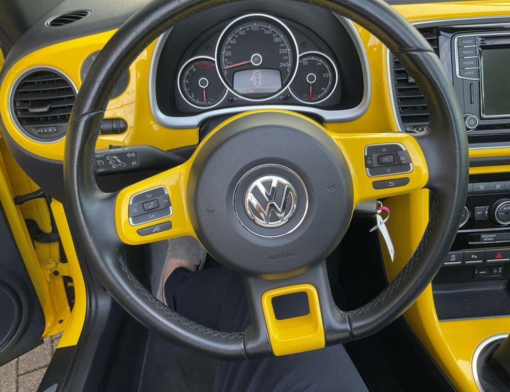 Volkswagen Maggiolino Cabrio 1.2 tsi Design 105cv