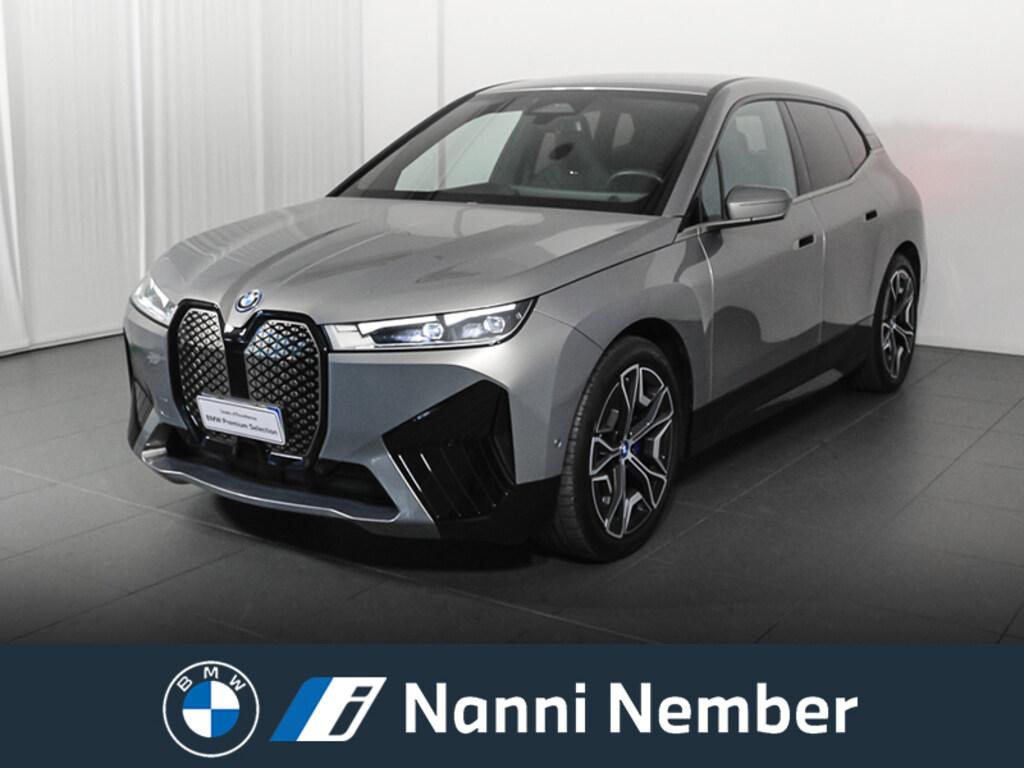 BMW iX xdrive40 pacchetto sportivo