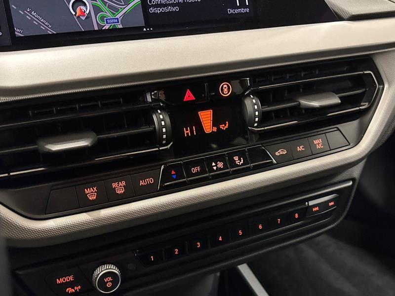 BMW Serie 1 116d auto