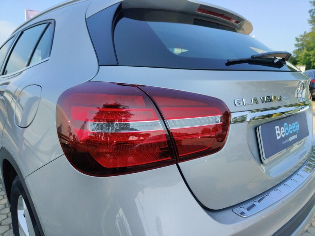 Mercedes GLA 180 d Sport auto