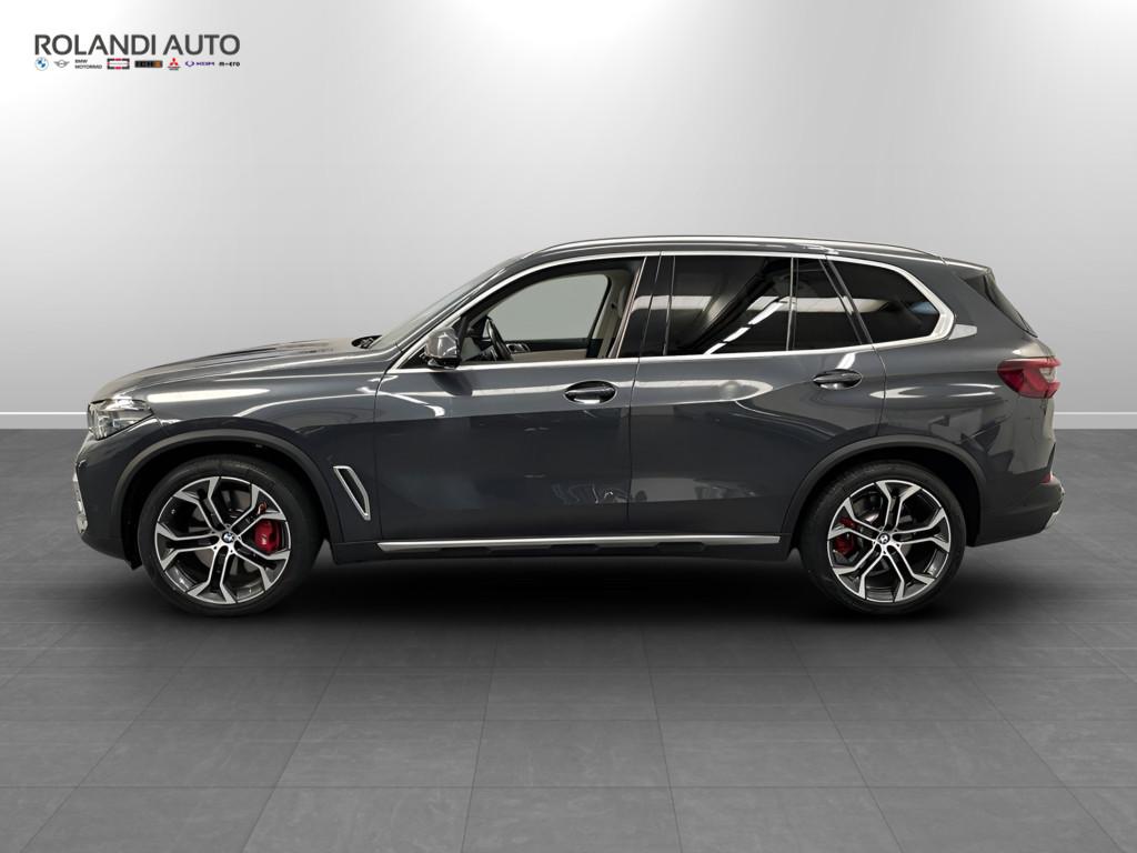 BMW X5 xdrive40d mhev 48V xLine auto