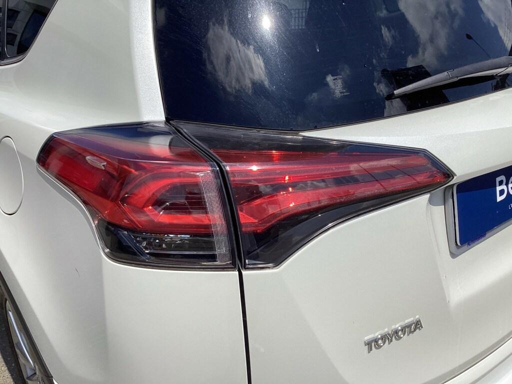 Toyota RAV4 2.5 vvt-i hybrid Style 4wd e-cvt my17