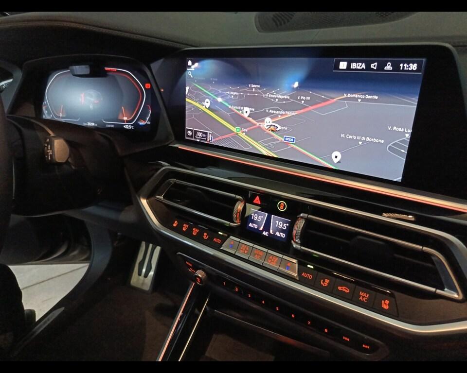 BMW X5 xdrive40d mhev 48V Msport auto