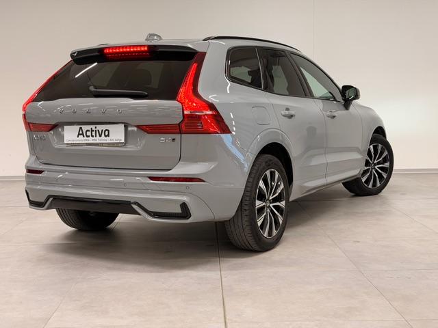 Volvo XC60 2.0 b4 Plus Dark awd auto