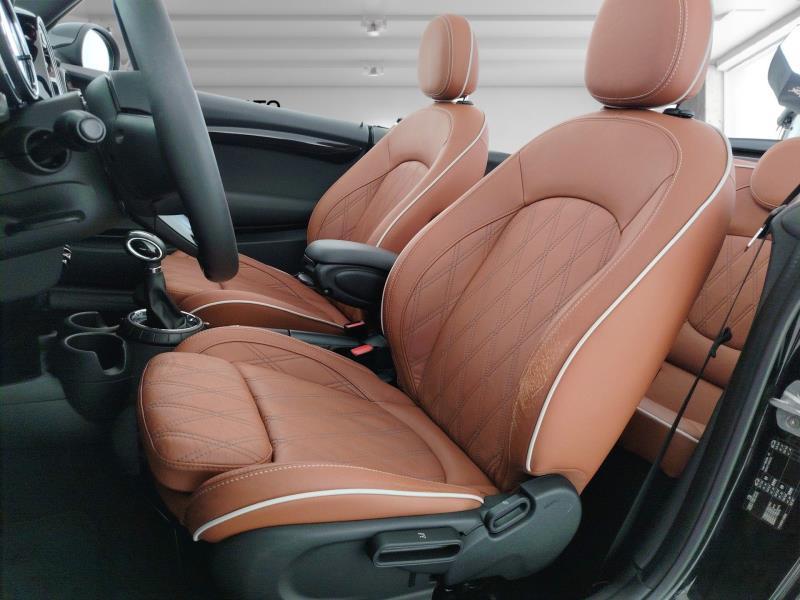 Mini Cooper D Cabrio 1.5 Cooper D Auto