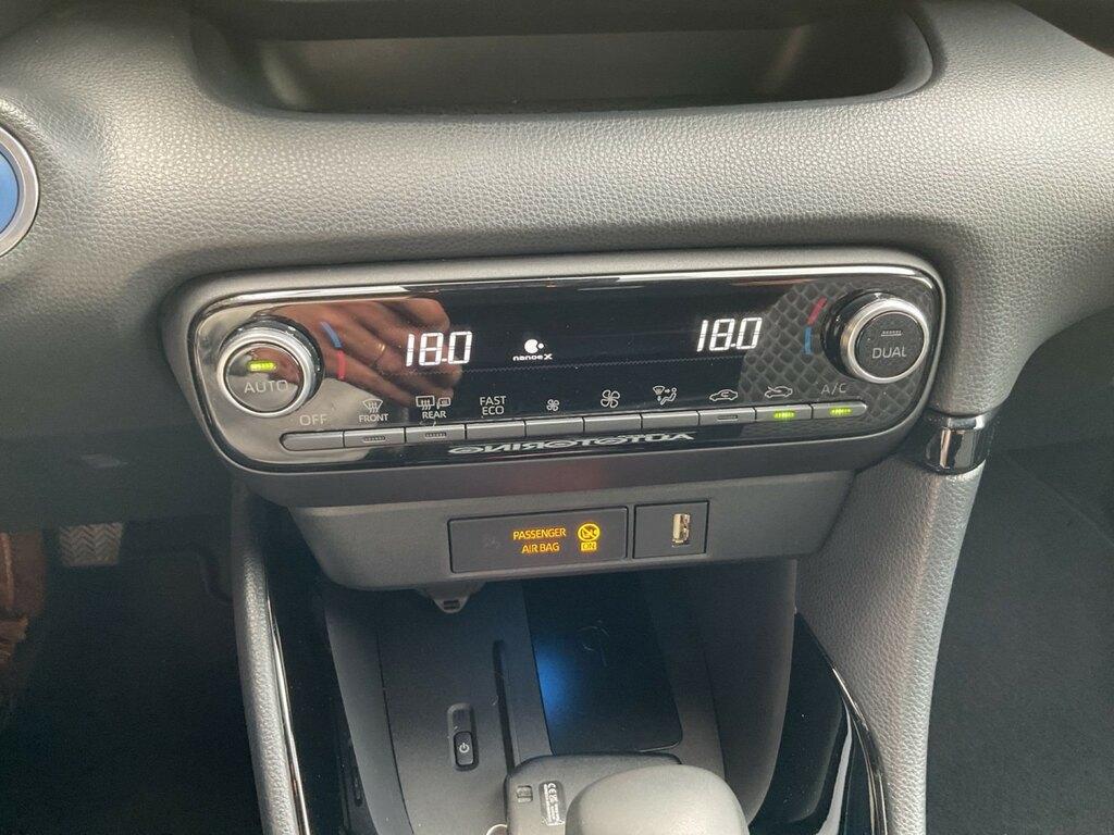 Toyota Yaris 1.5h Style