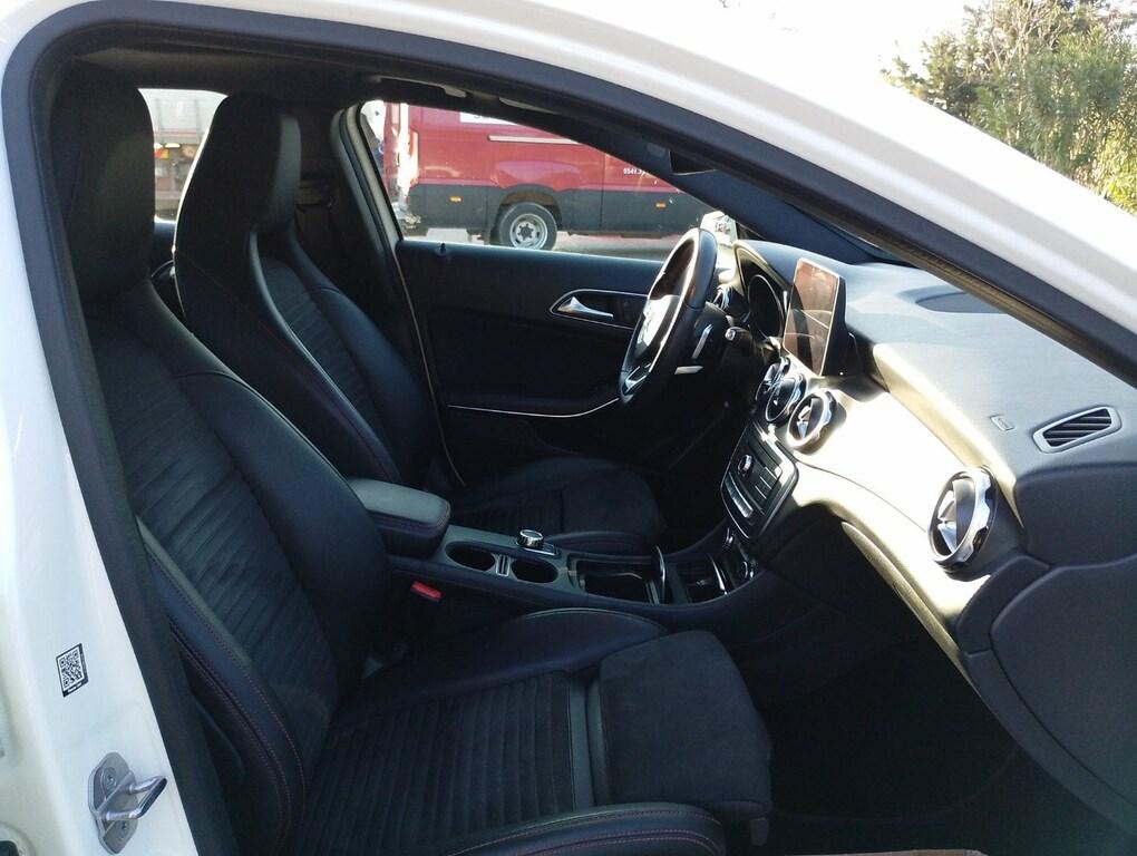 Mercedes GLA 200 d Premium 4matic auto