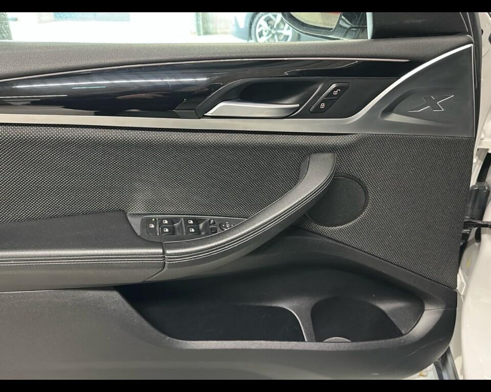 BMW X4 xdrive20d mhev 48V xLine auto