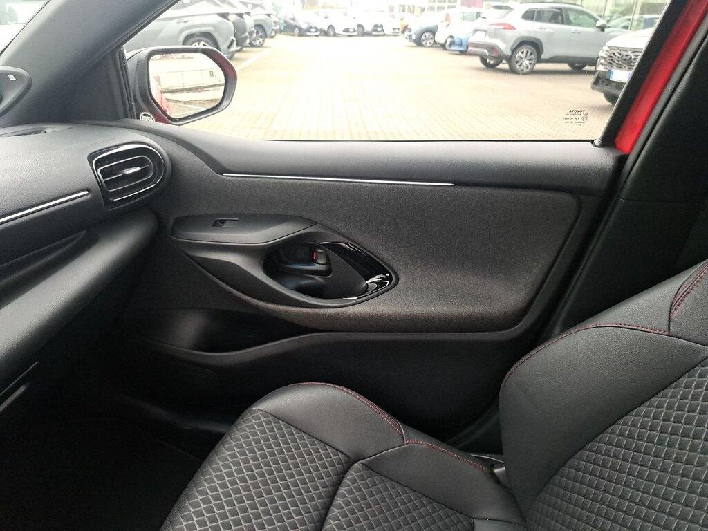 Toyota Yaris 1.5 hybrid Premiere