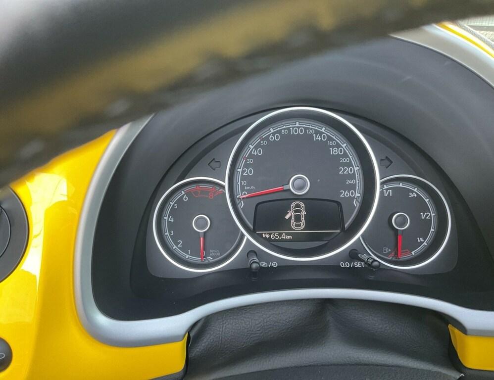 Volkswagen Maggiolino Cabrio 1.2 tsi Design 105cv