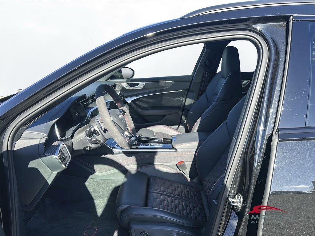 Audi RS6 Avant 4.0 mhev performance quattro tiptronic