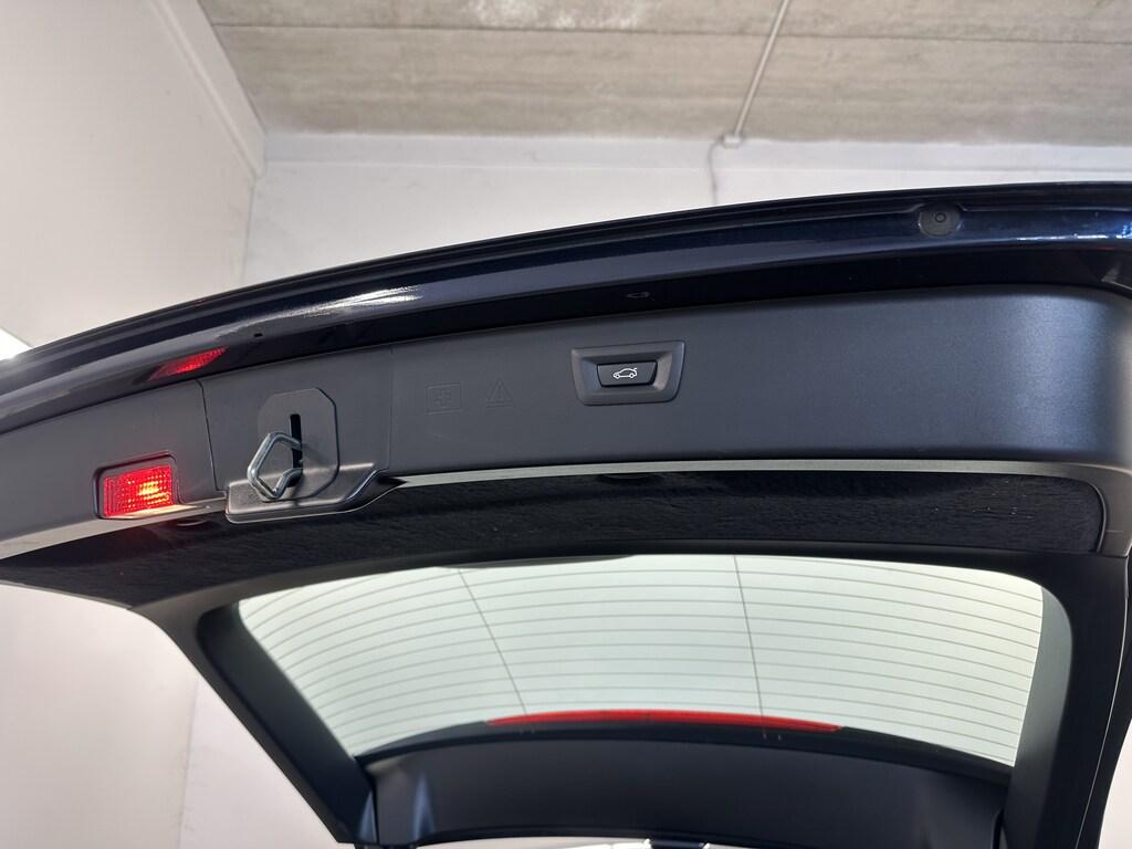 BMW Serie 5 520d Touring xdrive Business 190cv auto