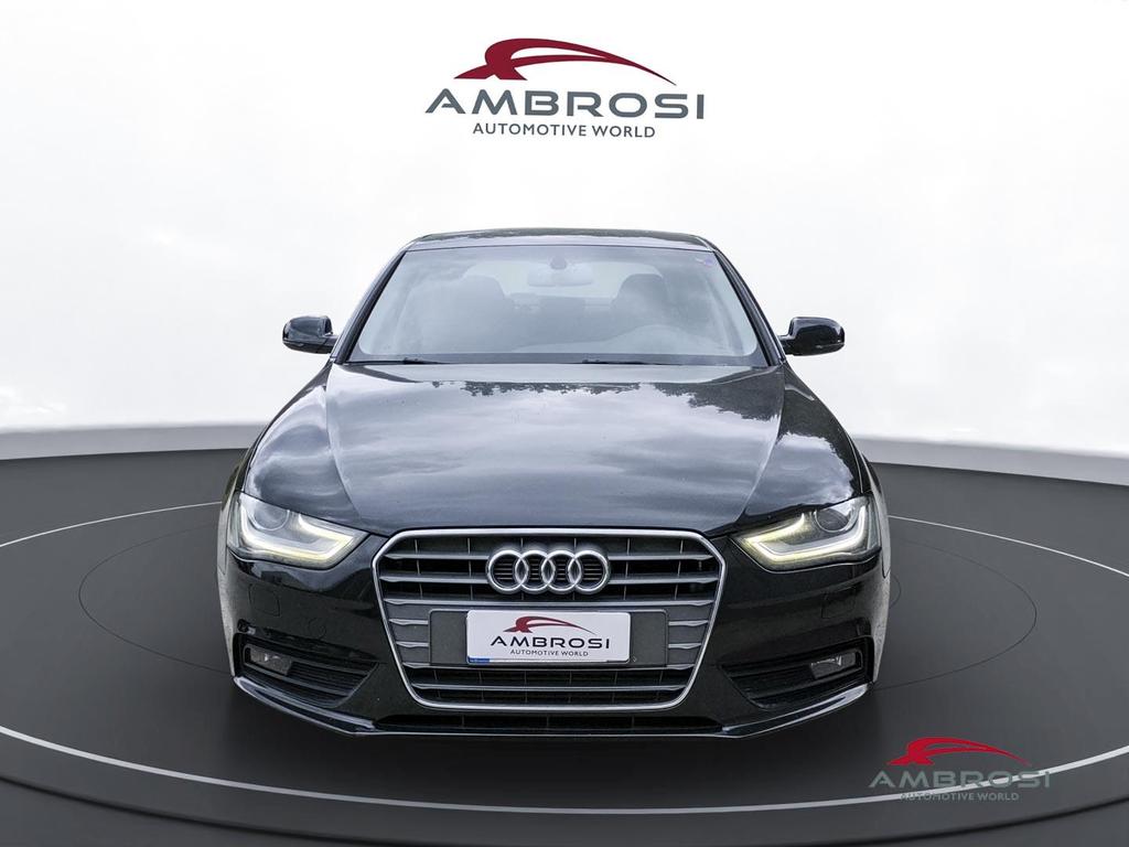 Audi A4 2.0 tdi Ambiente 143cv