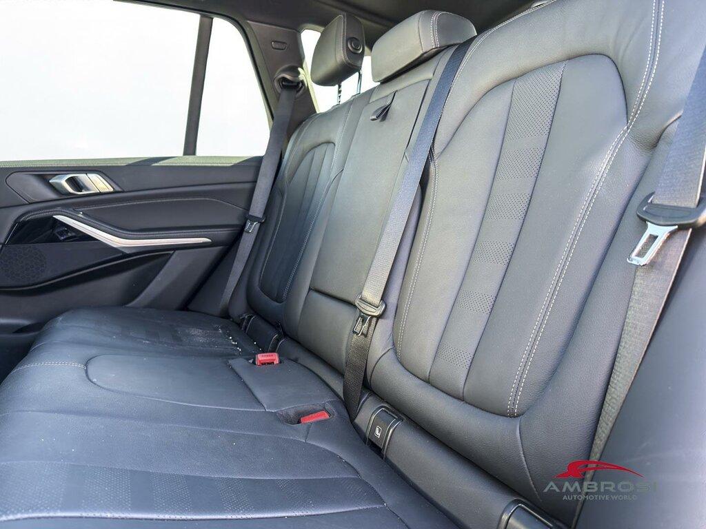 BMW X5 xdrive40d mhev 48V Msport auto