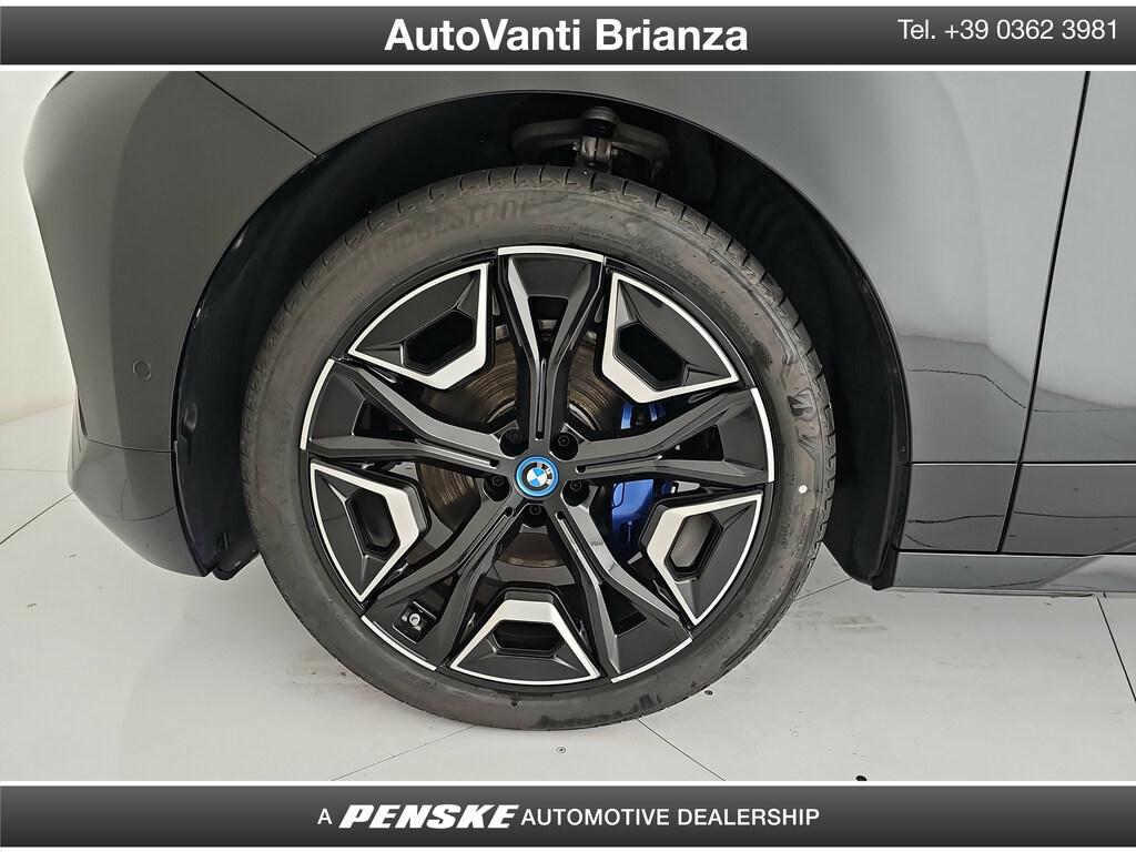 BMW iX xdrive50 pacchetto sportivo