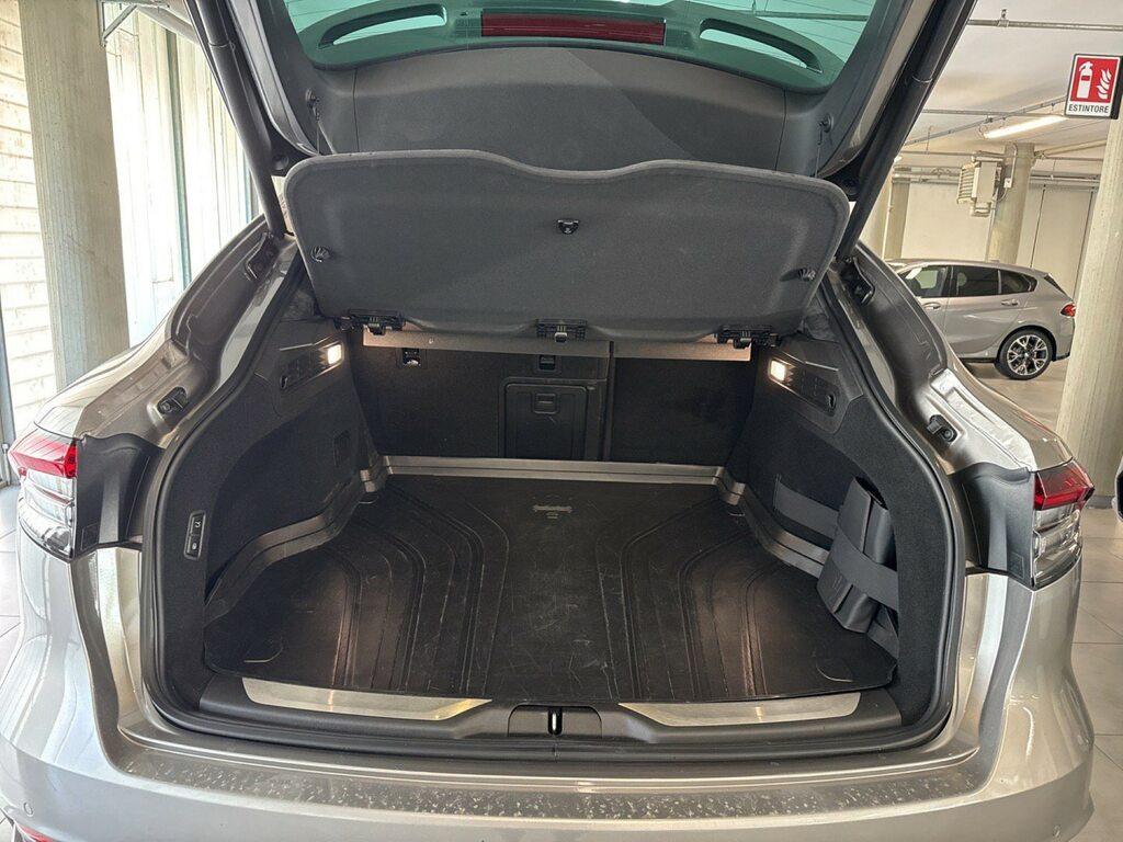 Maserati Levante 3.8 V8 Trofeo 580cv auto