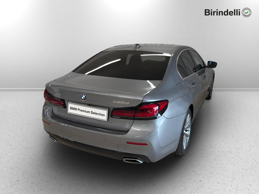 BMW Serie 5 520d mhev 48V xdrive Business auto