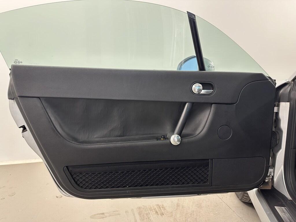 Audi TT 1.8t quattro