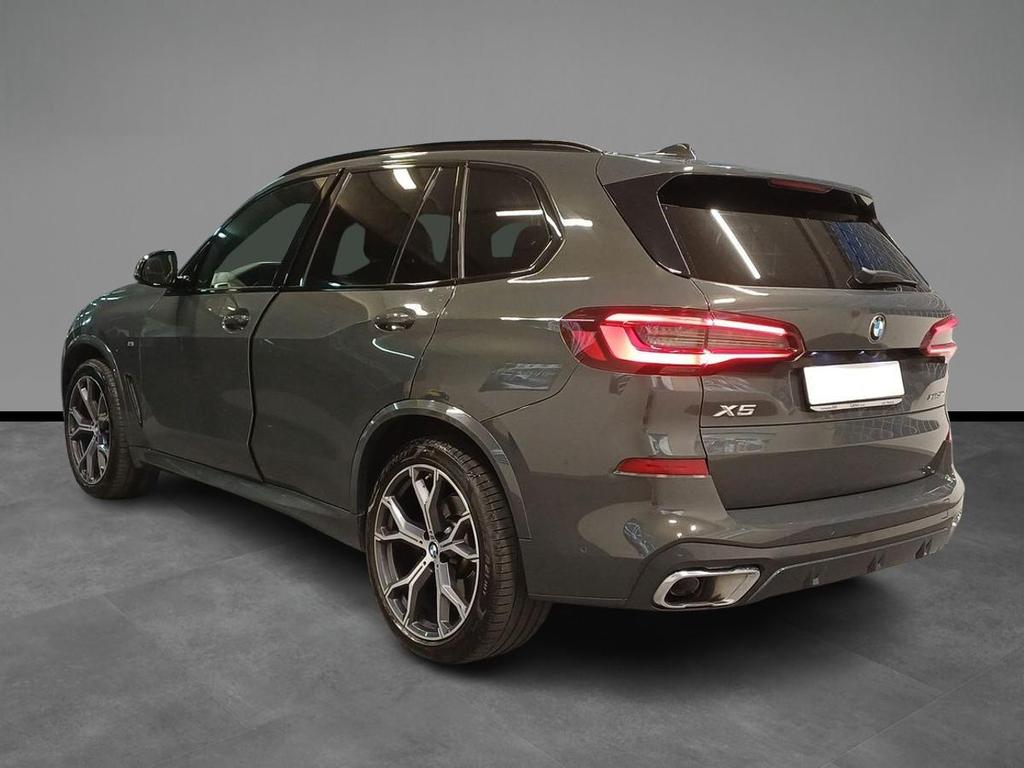 BMW X5 xdrive30d mhev 48V Msport auto