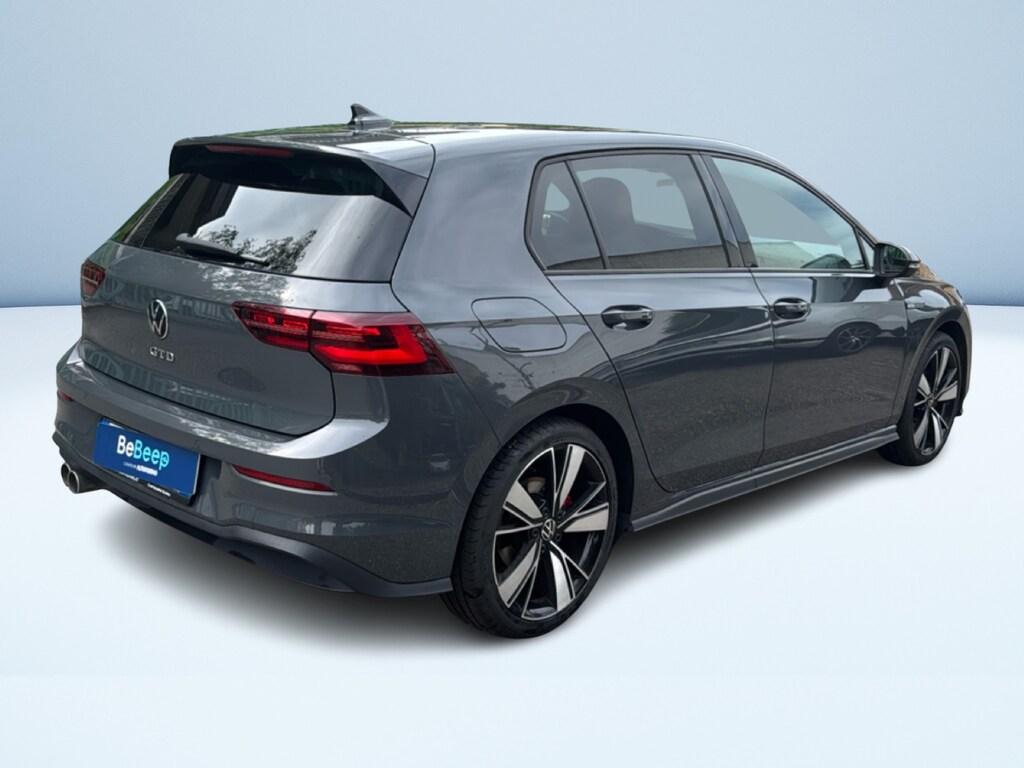 Volkswagen Golf 2.0 tdi GTD 200cv dsg