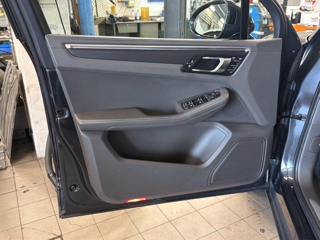 Porsche Macan 2.0 265cv pdk