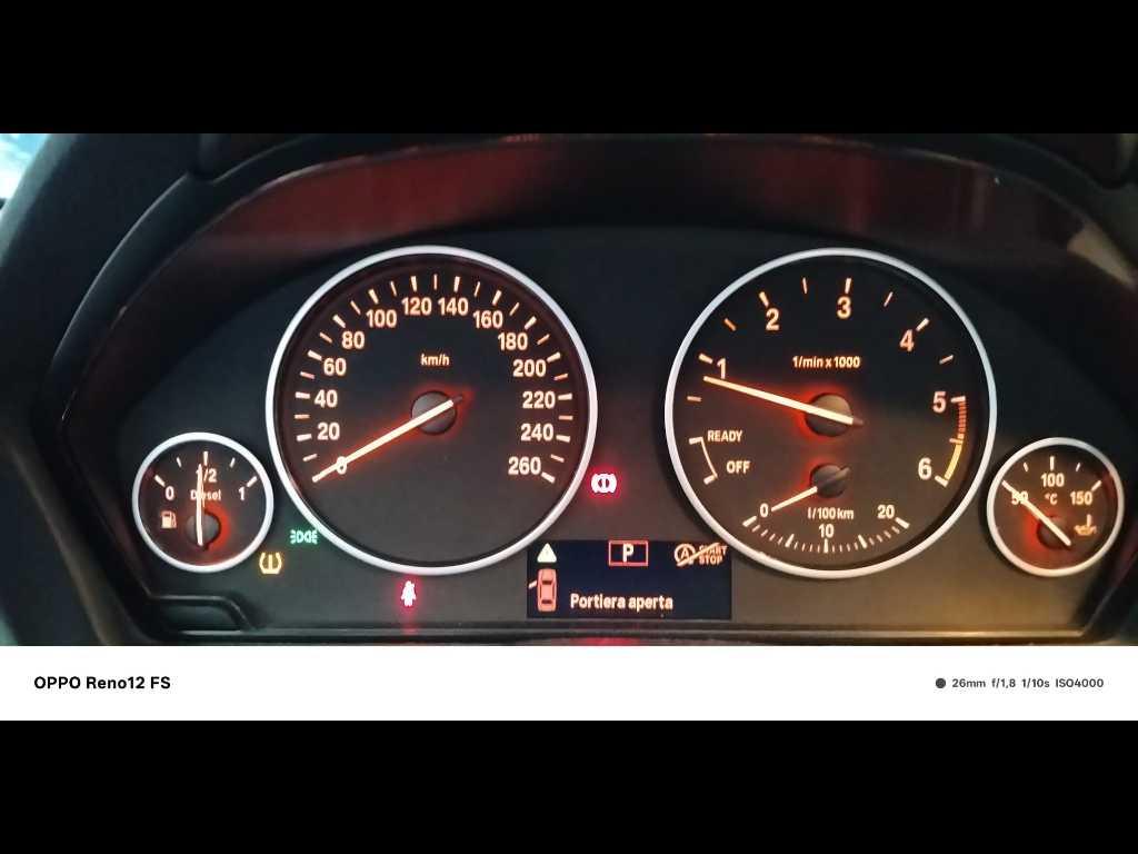 BMW Serie 3 318d Touring Business Advantage auto