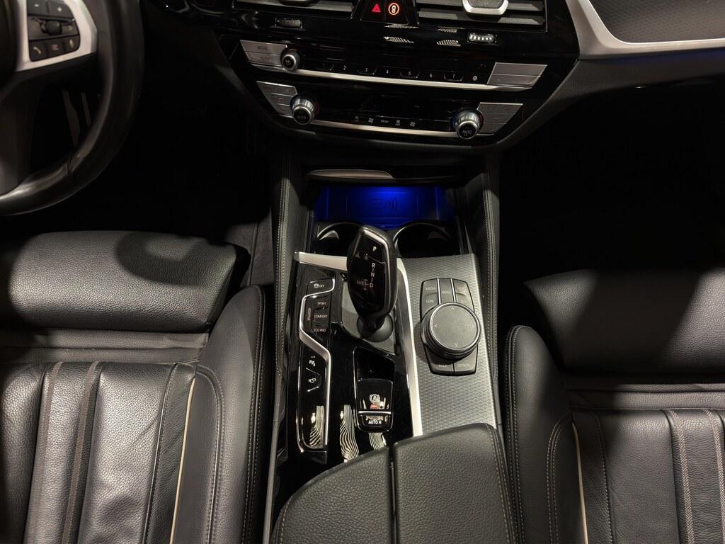 BMW Serie 5 520d Touring mhev 48V xdrive Msport auto