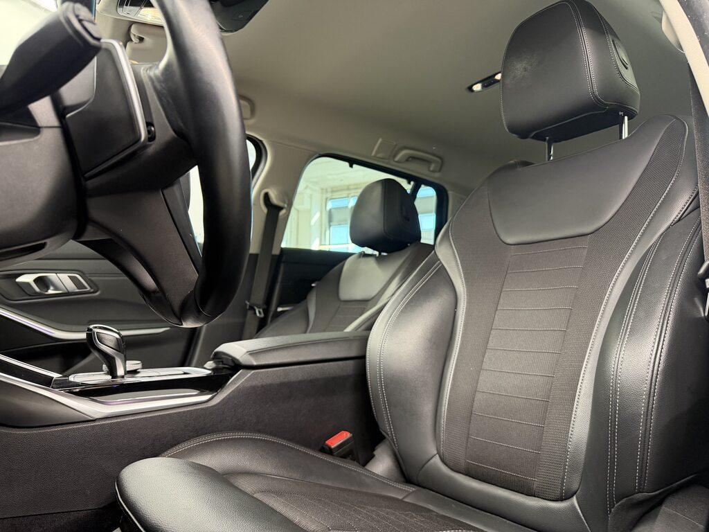 BMW Serie 3 320d Touring mhev 48V xdrive Sport auto