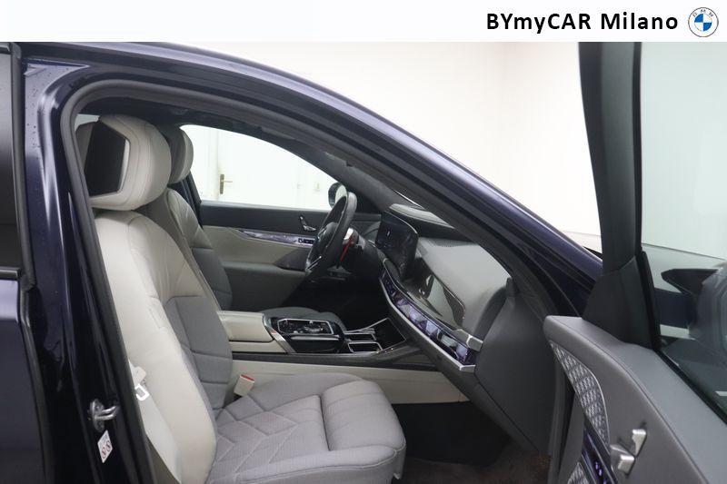 BMW Serie 7 M M 760e xdrive auto